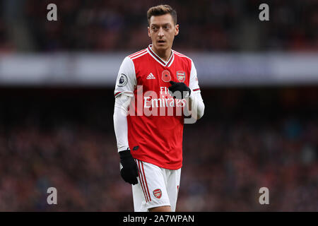 Mesut Ozil di Arsenal - Arsenal v Wolverhampton Wanderers, Premier League, Emirates Stadium, London, Regno Unito - 2 Novembre 2019 solo uso editoriale - DataCo restrizioni si applicano Foto Stock