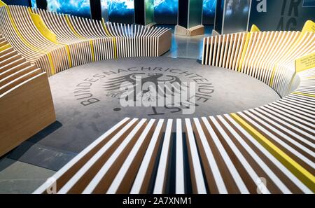 Berlino, Germania. 04 Nov, 2019. La mostra del nuovo centro visitatori della Federal Intelligence Service. Qui, la prova dal servizio segreto è mostrava che non è mai stato aperto al pubblico. Credito: Kay Nietfeld/dpa/Alamy Live News Foto Stock