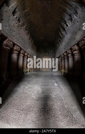 Grotte Kanheri città stato di Mumbai Maharashtra in India. Si tratta di uno dei monumenti antichi e vecchio tempio la costruzione di relativi a Dio budha. Esso è situato nel mi Foto Stock
