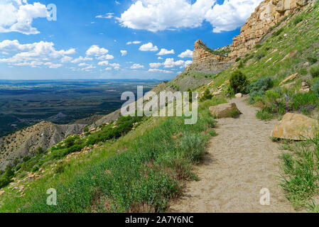 Montezuma Valley si affacciano in Mesa Verde National Park, COLORADO Foto Stock