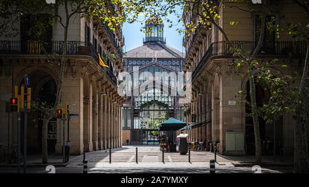 Cartolina di Barcellona. El Born centro culturale. Paesaggio di catalano la capitale. Foto Stock