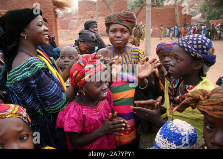 Paese Dogon : villaggio di Aouguine Foto Stock