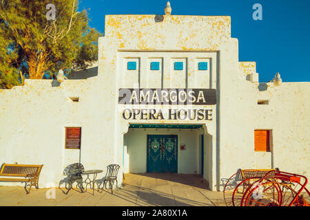 Death Valley Junction, California/USA - Ottobre 31, 2019 Amargosa Opera House e Hotel, edificio storico e centro culturale nella Valle della Morte Foto Stock