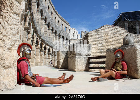 Soldato Romano in Arena di Pola, Croazia Foto Stock