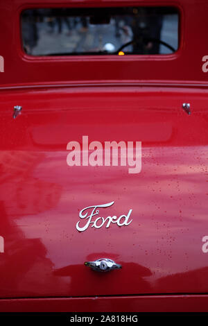 Classic Vintage Ford 1932 red vista posteriore Foto Stock