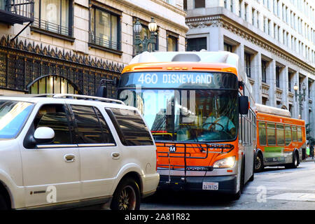 LA METROPOLITANA autobus numero 460 da Los Angeles a Disneyland Foto Stock