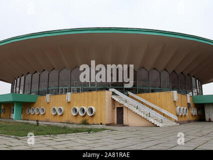 Stato del Kirghizistan Circus edificio a Bishkek Foto Stock