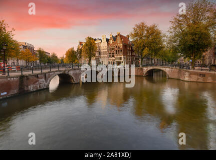 Amsterdam e canali Foto Stock