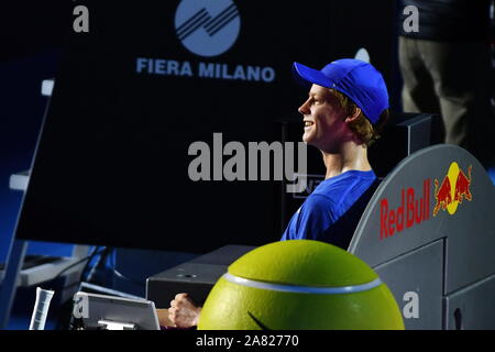 Milano, Italia. 5 Novembre, 2019. ainnerduring Next Gen di ATP Finals - Torneo round - Francesca Tiafoe vs J. peccatore, Tennis Internazionali di Milano, Italia, 05 novembre 2019 - LPS/Alessio Tarpini Credito: Alessio Tarpini/LP/ZUMA filo/Alamy Live News Foto Stock