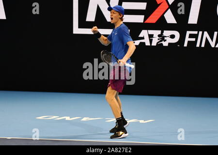 Milano, Italia. 5 Novembre, 2019. sinnerduring Next Gen di ATP Finals - Torneo round - Francesca Tiafoe vs J. peccatore, Tennis Internazionali di Milano, Italia, 05 novembre 2019 - LPS/Alessio Tarpini Credito: Alessio Tarpini/LP/ZUMA filo/Alamy Live News Foto Stock