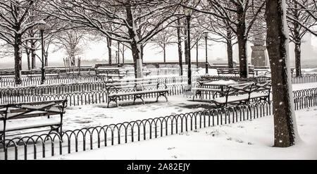 Battery Park, Manhattan, NY nella neve Foto Stock