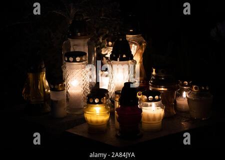 Candele e fanali Foto Stock