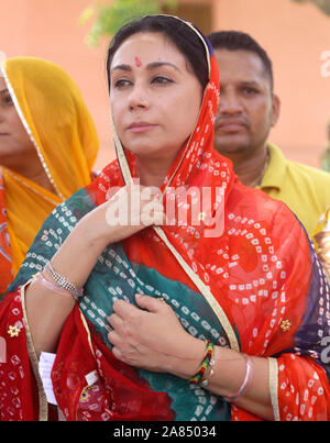 Membro del Parlamento e Jaipur Princess Diya Kumari durante una visita a Beawar, Rajasthan, India. Foto/Sumit Saraswat Foto Stock