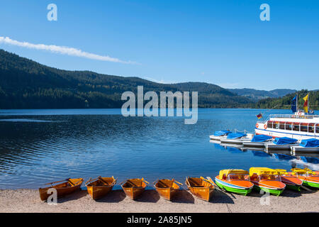 Il lago Titisee, Foresta Nera Germania Europa UE Foto Stock