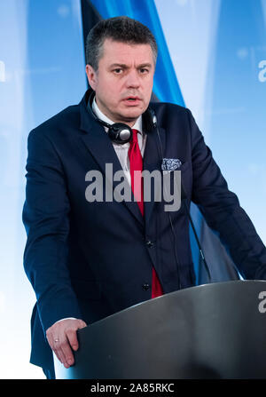 Berlino, Germania. 6 Nov, 2019. Urmas REINSALU ha, in Estonia il Ministro degli esteri ha parlato a una conferenza stampa con il Ministro degli Esteri Maas dopo i suoi colloqui presso il Foreign Office. Credito: Bernd von Jutrczenka/dpa/Alamy Live News Foto Stock