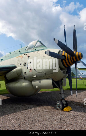 Un Fairey Gannet AEW.3 aeromobili sul display a Newark Air Museum, Nottinghamshire, Inghilterra. Foto Stock