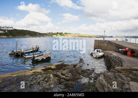 Il piccolo porto di Portscatho, Gerrans Bay, Cornwall, England, Regno Unito Foto Stock