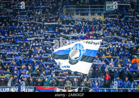 Milano, Italia. 6 Nov, 2019. ventole atalanta bcduring round del Torneo, gruppo C, Atalanta vs Manchester City, Soccer Champions League campionato Gli uomini in Milano, Italia, 06 novembre 2019 - LPS/Fabrizio Carabelli Credito: Fabrizio Carabelli/LP/ZUMA filo/Alamy Live News Foto Stock