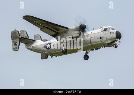 VANDALIA, OHIO / STATI UNITI D'America - 23 giugno 2018: una marina degli Stati Uniti C-2 Levriero al 2018 Vectren Airshow di Dayton. Foto Stock