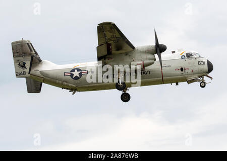 VANDALIA, OHIO / STATI UNITI D'America - 23 giugno 2018: una marina degli Stati Uniti C-2 Levriero al 2018 Vectren Airshow di Dayton. Foto Stock