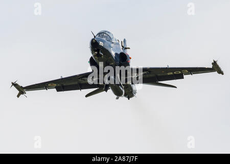 YPSILANTI, Michigan / STATI UNITI D'America - 26 agosto 2018: A forze canadesi CT-155 Hawk al 2018 Thunder su airshow Michigan. Foto Stock