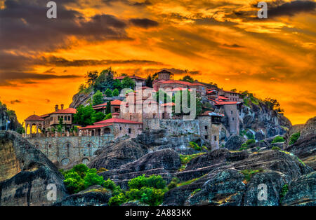 Monastero di Varlaam e il Monastero della Trasfigurazione del Salvatore a Meteora, Grecia Foto Stock