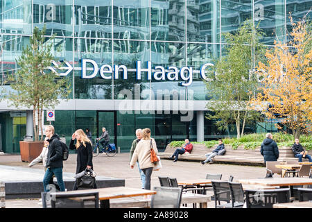 Den Haag, Paesi Bassi. 07 Nov, 2019. DEN HAAG, 07-11-2019, la stazione ferroviaria centrale di La Hague CS. Credito: Pro scatti/Alamy Live News Foto Stock