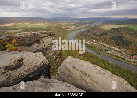 Vista da Lilienstein verso Bad Schandau Foto Stock