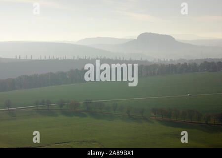 Vista da Rauenstein di Pfaffenstein, autunno, Sächsische Schweiz, Germania Foto Stock