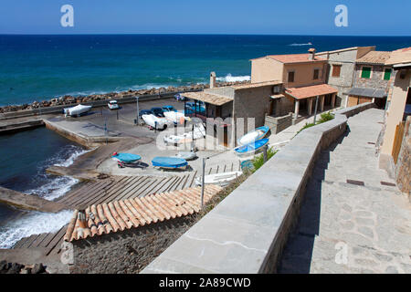 Port de Valldemossa, porto di pescatori di Valldemossa, regione Comarca, Serra de Tramuntana, Maiorca, isole Baleari, Spagna Foto Stock