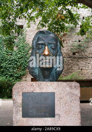 Busto di Frederic Chopin al monastero certosino e storico centro di Valldemossa, Comarca, Serra de Tramuntana, Maiorca, isole Baleari, Spagna Foto Stock