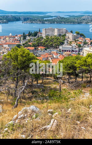 San Michele della fortezza di Sibenik, Croazia. Destinazione di viaggio. Tema architettonico. Foto Stock