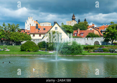 Park Almedalen a Visby, Gotland (Svezia). Foto Stock