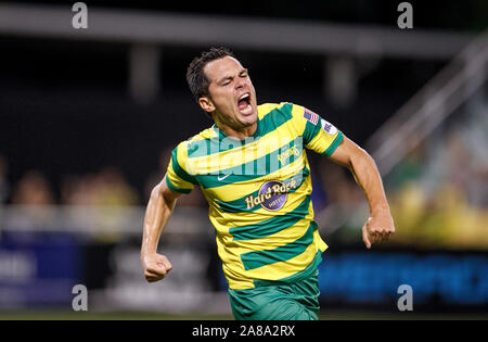 Marcel Schafer celebra dopo un goal durante il Tampa Bay Rowdies USL partita contro FC Cincinnati a Novembre 21, 2017 at al campo Lang a San Pietroburgo, in Florida. Foto Stock