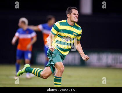 Marcel Schafer celebra dopo un goal durante il Tampa Bay Rowdies USL partita contro FC Cincinnati a Novembre 21, 2017 at al campo Lang a San Pietroburgo, in Florida. Foto Stock