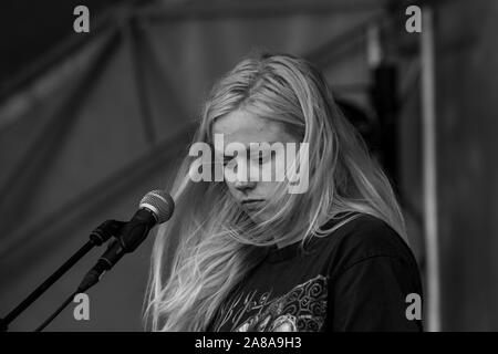 Kaisa Karjalainen (Maustetytöt) sul palco di Valli Festival a Helsinki, Finlandia Foto Stock