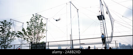 Scuola di Trapezio New York, Hudson River Park, NYC, New York City, nello Stato di New York, Stati Uniti d'America Foto Stock