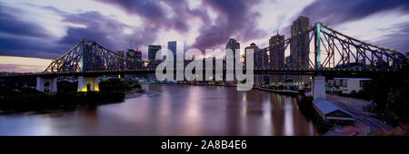 Ponte a sbalzo su un fiume, Story Bridge, Brisbane, Australia Foto Stock