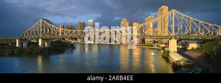 Ponte a sbalzo su un fiume, Story Bridge, Brisbane, Australia Foto Stock