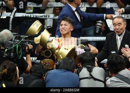 Diventare il unified IBF e WBA Peso gallo campione. 7 Nov, 2019. Naoya Inoue (JPN), 7 novembre 2019 - Pugilato : finale del World Boxing Super Serie - Peso gallo torneo, a Saitama Super Arena, Saitama, Giappone. Inoue ha vinto la lotta per diventare il unified IBF e WBA Peso gallo campione. Credito: YUTAKA AFLO/sport/Alamy Live News Foto Stock