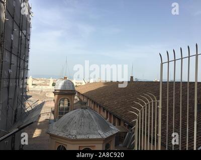 Vaticano Vaticano, Cina. 8 Novembre, 2019. Vaticano, st. Pietro Chiesa.San Pietro Chiesa è una basilica cattolica in Vaticano. Fu costruita dal 1506 al 1626 ed è uno dei più importanti simboli della Chiesa Cattolica. Credito: SIPA Asia/ZUMA filo/Alamy Live News Foto Stock