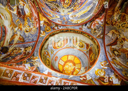 Pitture Murali in Carikli, Chiesa di sandali a Goreme Open Air Museum. Cappadocia, Anatolia centrale, Turchia. Foto Stock