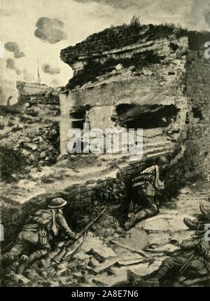 " Il nemico del nuovo sistema di difesa nel 1917: attaccare uno tedesco del calcestruzzo gun emplacements', (c1920). Soldati alleati lanciare granate in una scatola di pillole durante la Prima Guerra Mondiale. Da "La Grande Guerra Mondiale: una storia", Volume VII, edito da Frank un Mumby. [Il Gresham Publishing Company Ltd, Londra, c1920] Foto Stock