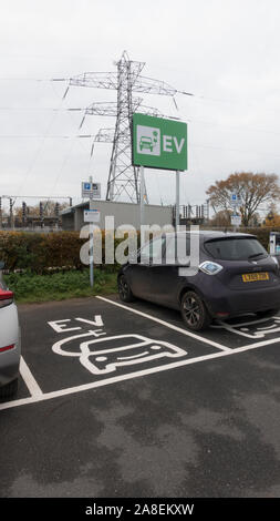 Il veicolo elettrico vano di ricarica, NEC, Birmingham Foto Stock