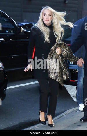New York, Stati Uniti d'America. New York, NY, STATI UNITI D'AMERICA. 08 Nov, 2019. Carrie Underwood a Good Morning America a New York City il 08 novembre, 2019. Credito: Rw/media/punzone Alamy Live News Foto Stock
