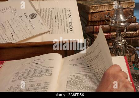 Libro della Costituzione spagnola di 1812, Cadiz, regione dell'Andalusia, Spagna, Europa. Foto Stock