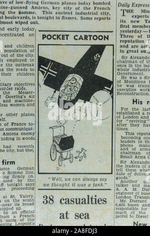 Cartoon raffigurante un aereo tedesco che attacca un pram in una replica del Daily Express giornale su 31 Maggio 1940 durante la evacuazione di Dunkerque. Foto Stock