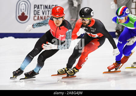 Montreal, Quebec. 08 Nov, 2019. Furkan Akar (TUR) conduce il giro durante il ISU WORLD CUP II a Maurice-Richard Arena di Montreal, in Quebec. David Kirouac/CSM/Alamy Live News Foto Stock