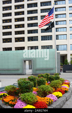 NEW YORK, NY - 05 NOV 2019: il Vietnam Veterans Plaza è un monumento in onore di New York City di cittadini che hanno prestato servizio durante la Guerra del Vietnam. Foto Stock