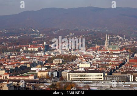 Vista aerea di Zagabria, la capitale della Croazia Foto Stock